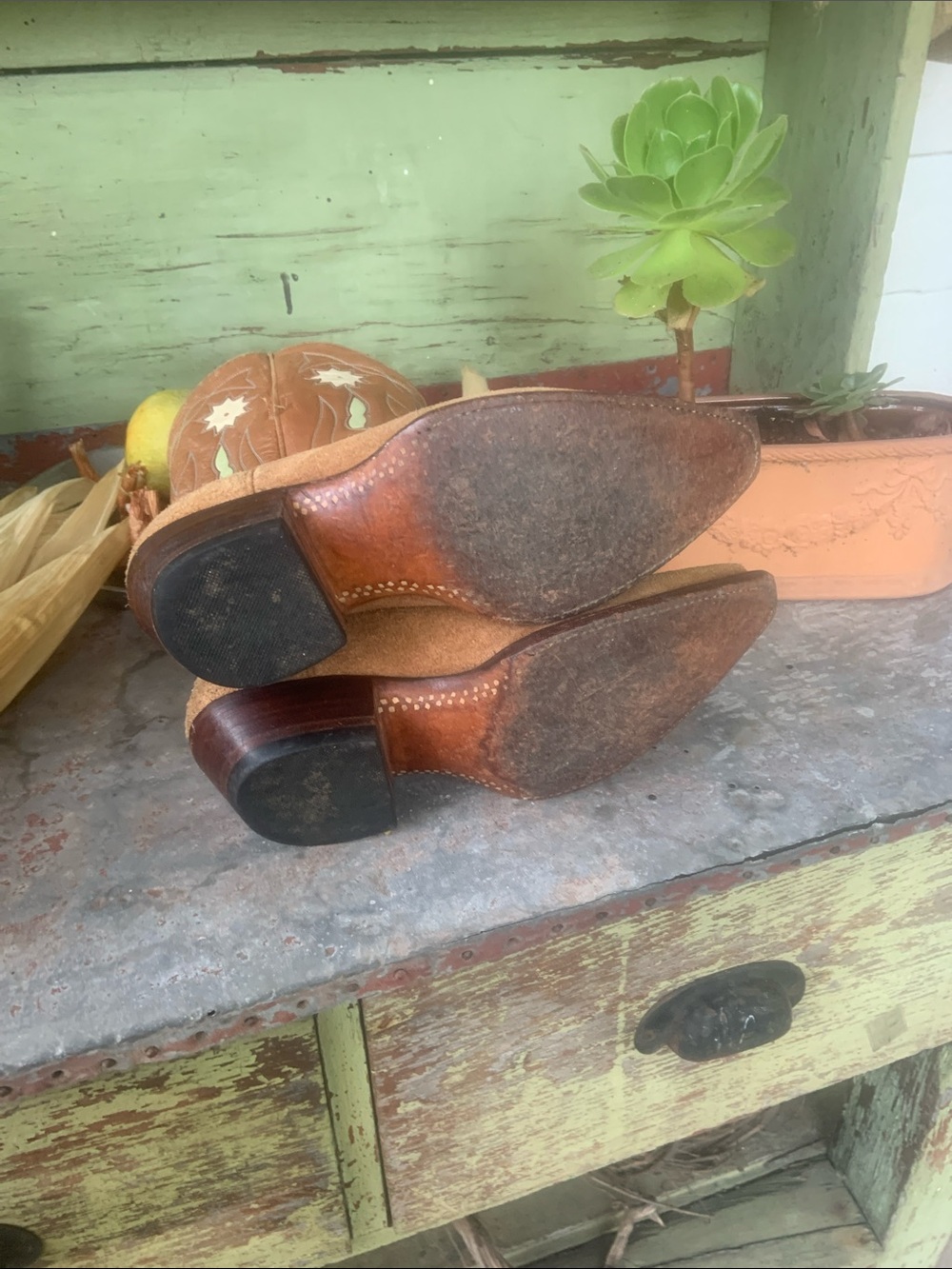 Sundance Women’s Tan Suede Western Boots - handmade in old Mexico - Picture 4 of 4